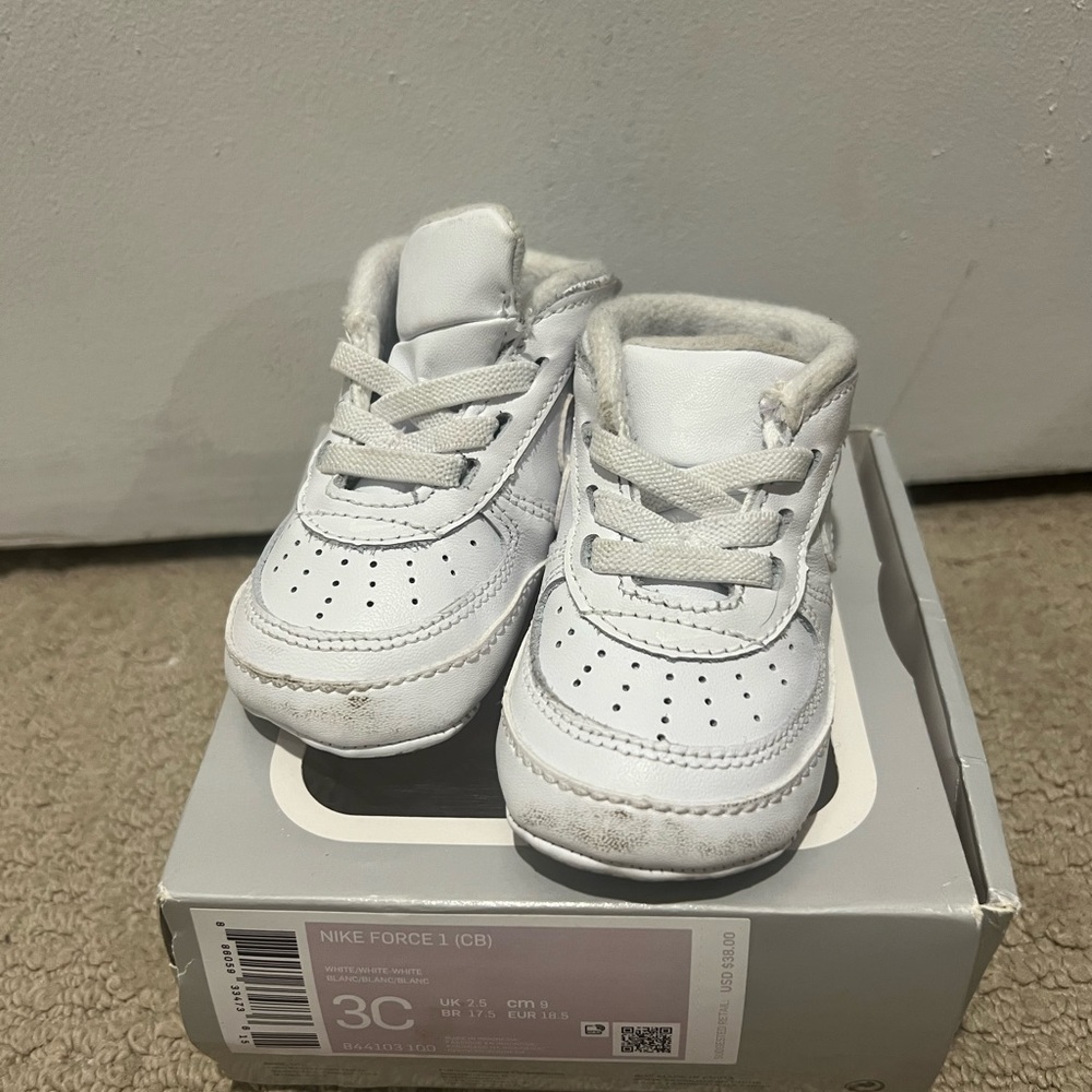 Infant AF1 - Picture 2 of 2